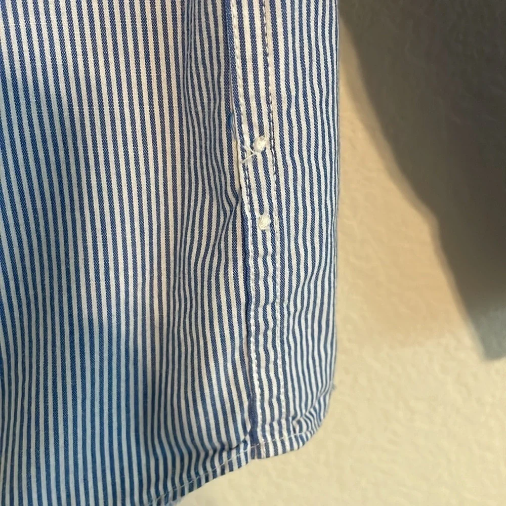 J. Crew Men Light Blue Pinstripe 100% Cotton Button Front Shirt Vintage Classic